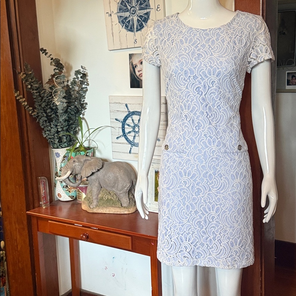 Tommy Hilfiger size 4, Elegant Lace Dress in Light Blue